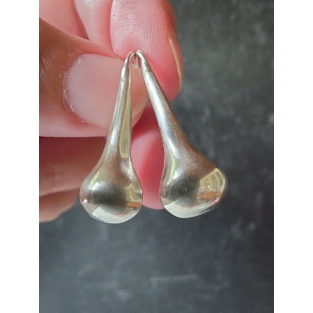 925 Sterling Silver Teardrop Shaped Dangling Earrings Vintage